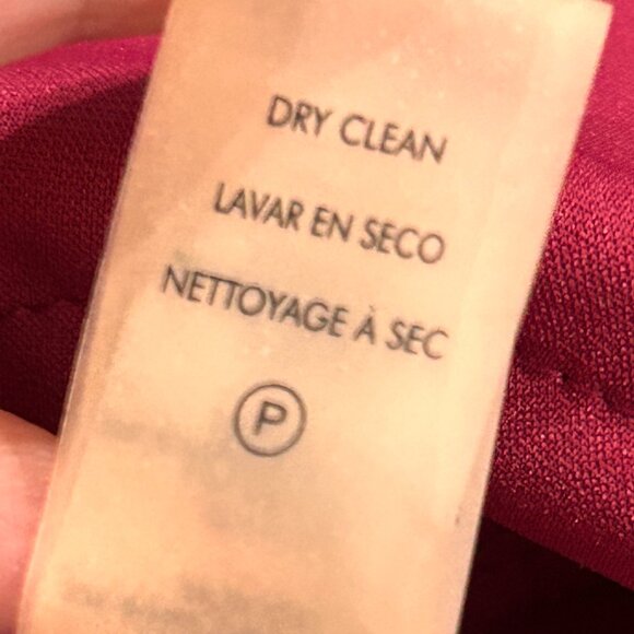 BRAND NEW Elegant Red Calvin Klein NWT - Picture 10 of 12